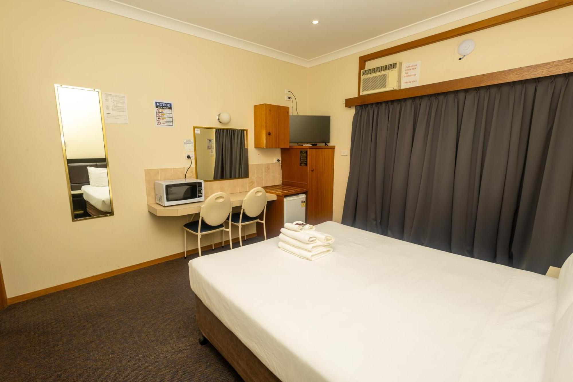 Gosford Inn Motel Extérieur photo