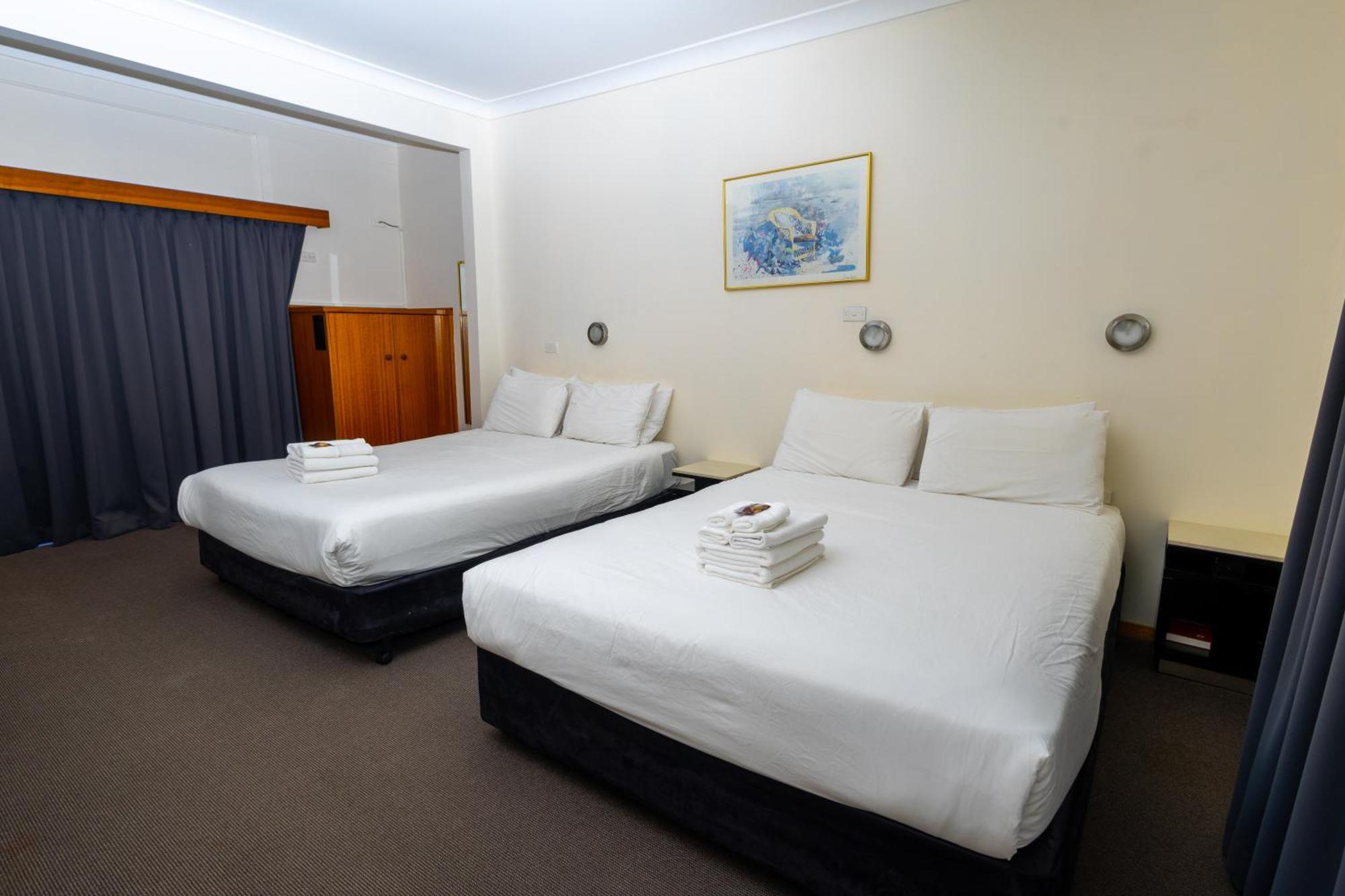 Gosford Inn Motel Extérieur photo